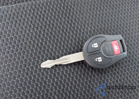 2013 Nissan Versa 1.6 Sv z USA, uszkodzony, nr VIN 3N1CN7AP7DL832417